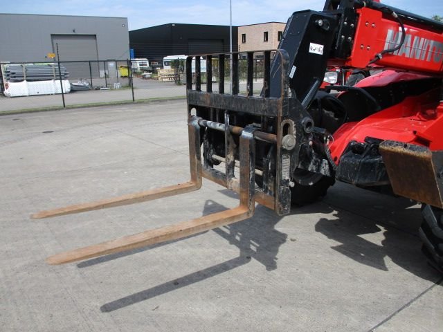 machines-045-1683298000.jpg