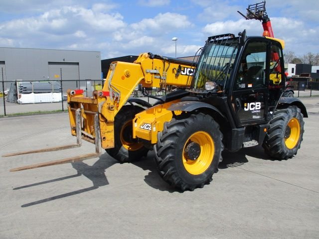 machines-098-1682587590.jpg