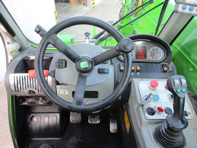 merlo-009-1684325998.jpg