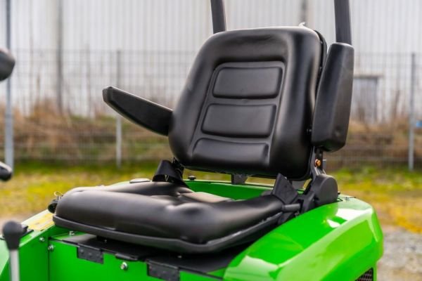 mini-pelle_electrique_lithium_ion_accu_1100_KG_Prix_15335_600x600.jpg